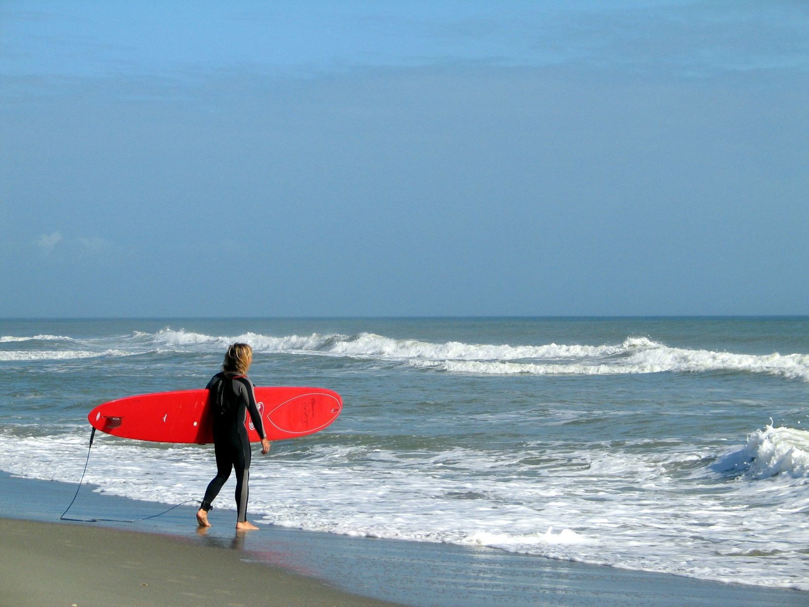 2. Don’t wander too far from shore
